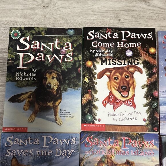 Santa Paws Book Lot 7 Holiday Chapter Books Puppies Lost Dogs Nicholas Edwards - Picture 2 of 7